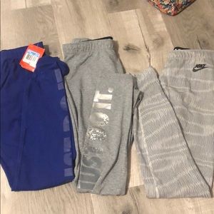 Nike leggings.(3 total)